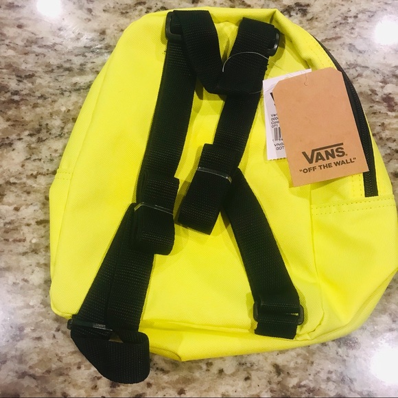 New 💗 Vans Got This Mini Backpack - Picture 3 of 3